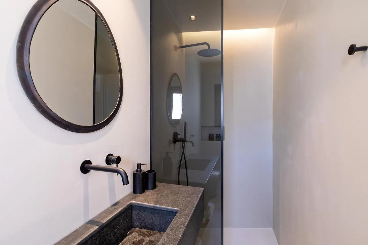 Mykonos Town Black Villa- Cave Heated Pool 빌라