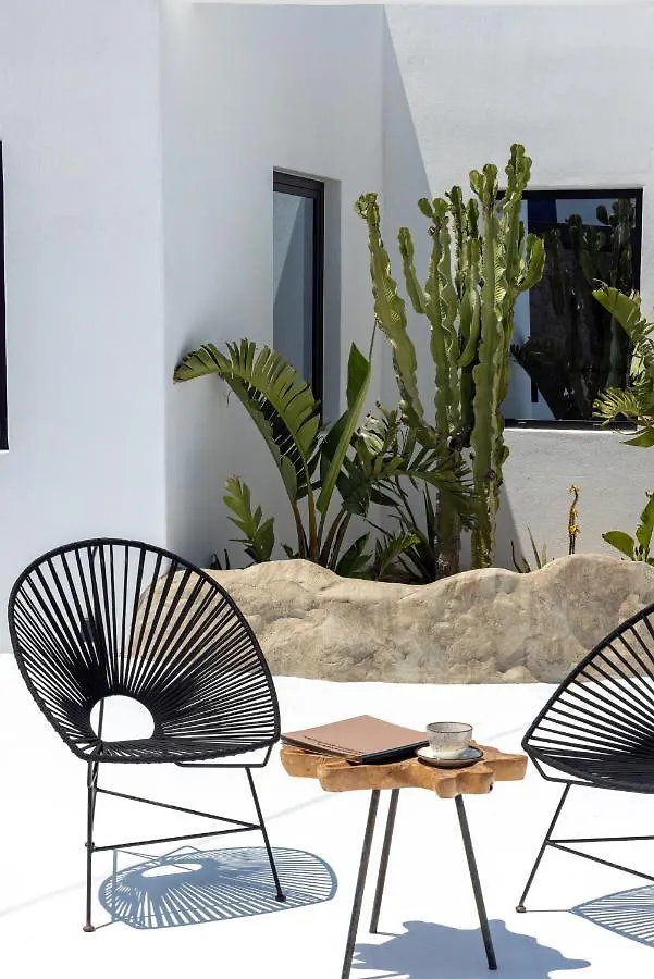 Mykonos Town Black Villa- Cave Heated Pool 0*, Mykonos Town 그리스